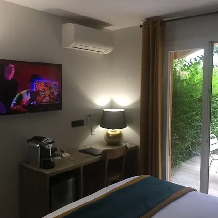 Western Le Vauban Отель Прад