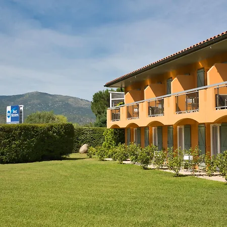 Отель Western Le Vauban
