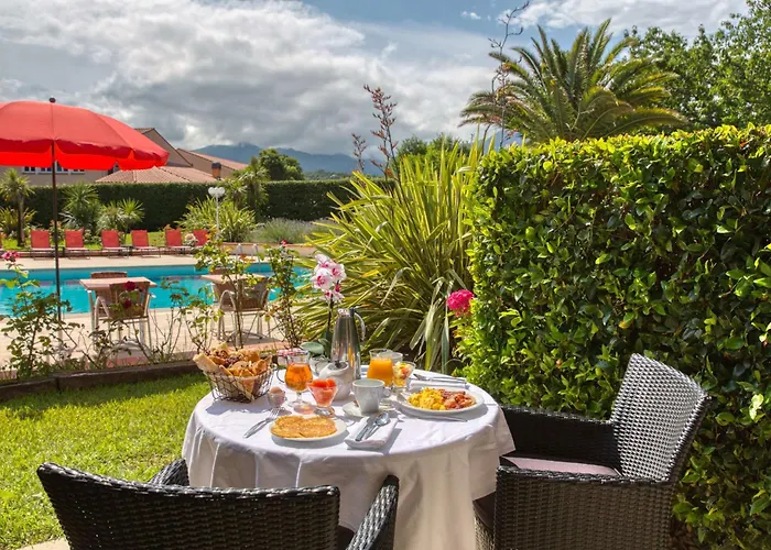 Отель Western Le Vauban 4*