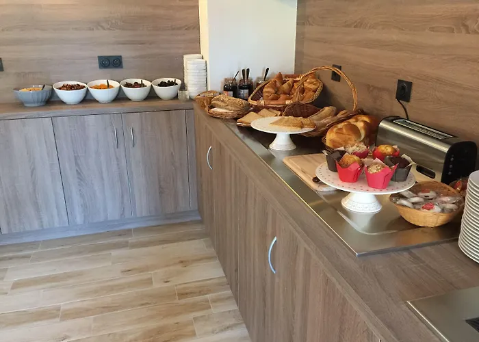 Отель Western Le Vauban 4*